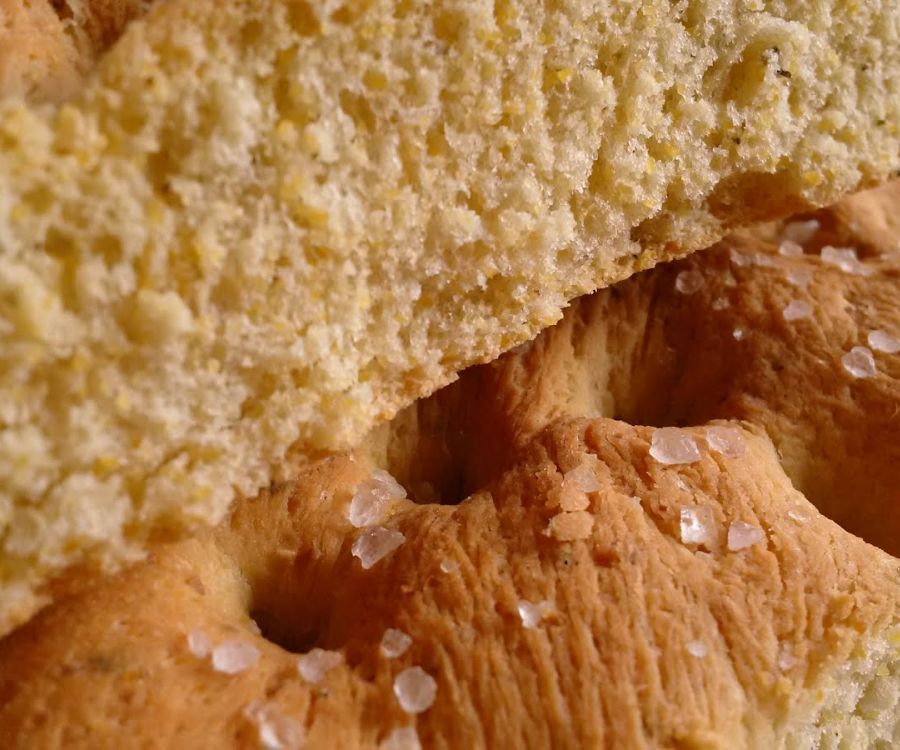 Focaccia gialla seravezzina